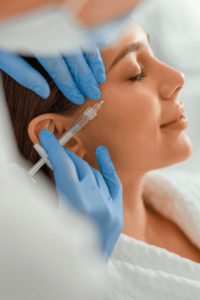 Tratamiento de labios con ácido hialurónico